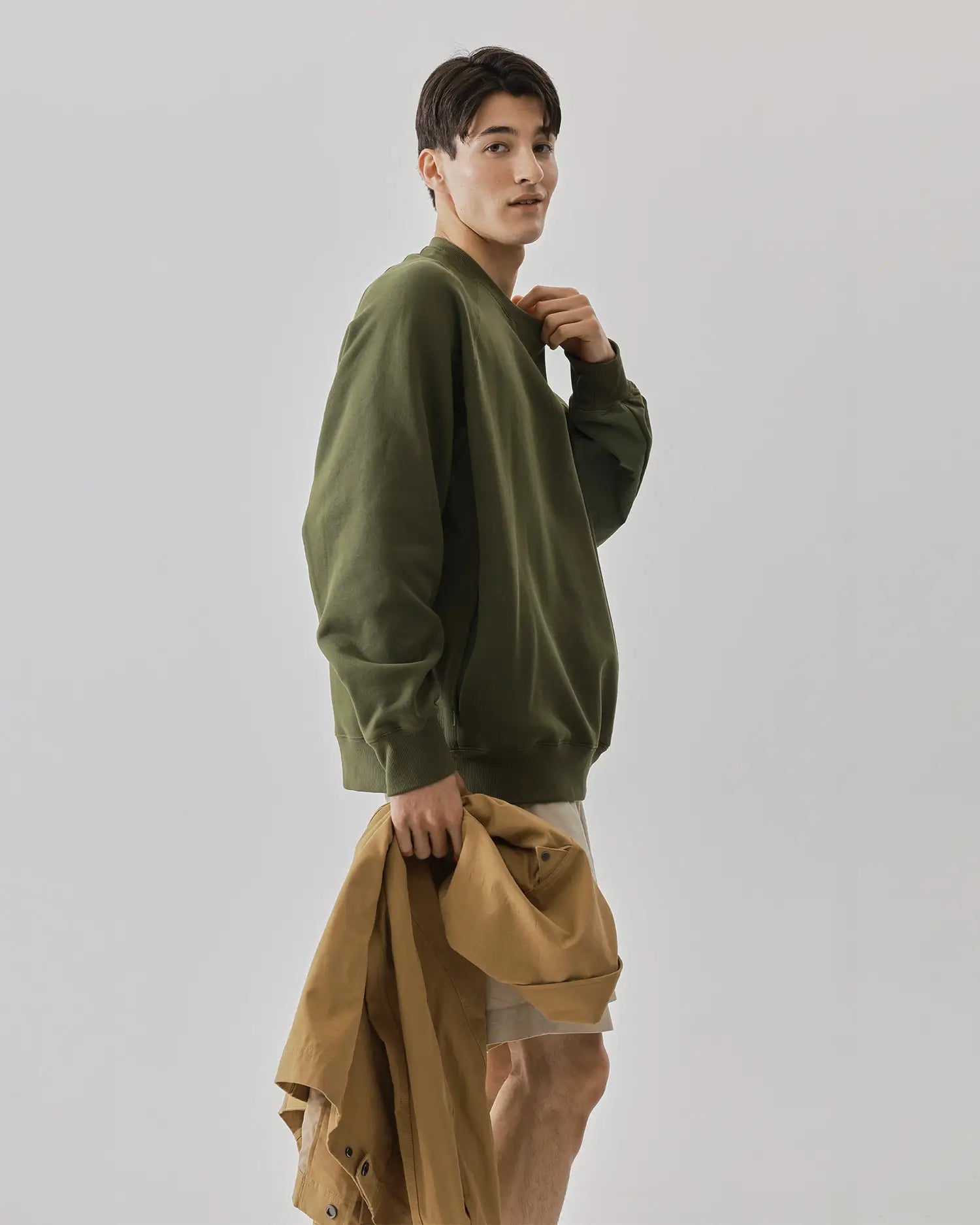 Men's Mixed Fabric Crew Sweatshirt in Military Green 06 #military-green